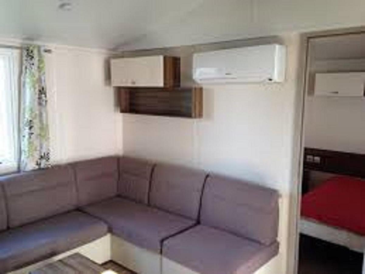 Mobil Home Gastes Екстериор снимка